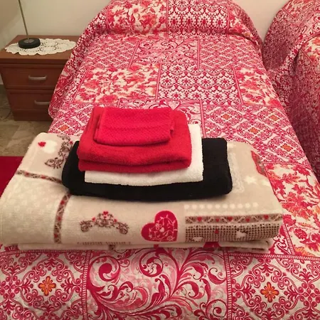 Polcenigo,aviano,spotless Apartment *